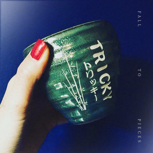 Tricky — Fall To Pieces